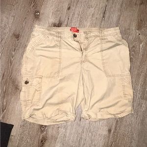 Size 12 Tan/Khaki colored women’s cargo shorts